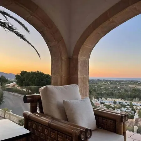 Villa Jade - Luxury Retreat Muntanya la Sella